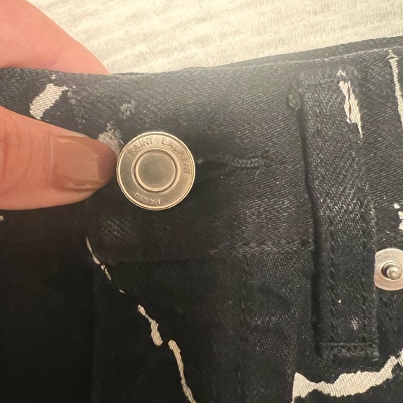 Saint Laurent jean shorts - Picture 5 of 6